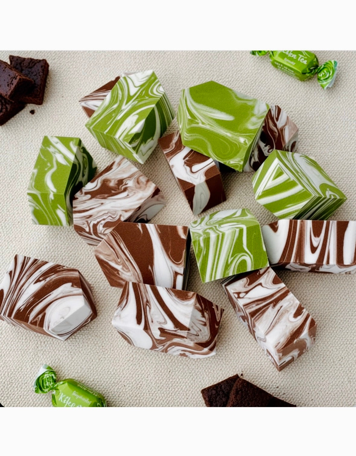 Pentagon Sponge Brownie Mix Pack — Matcha Latte & Classic Latte (10 pcs)